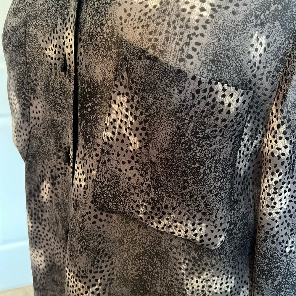 Doncaster Button Down Black And Gray Leopard Prin… - image 4